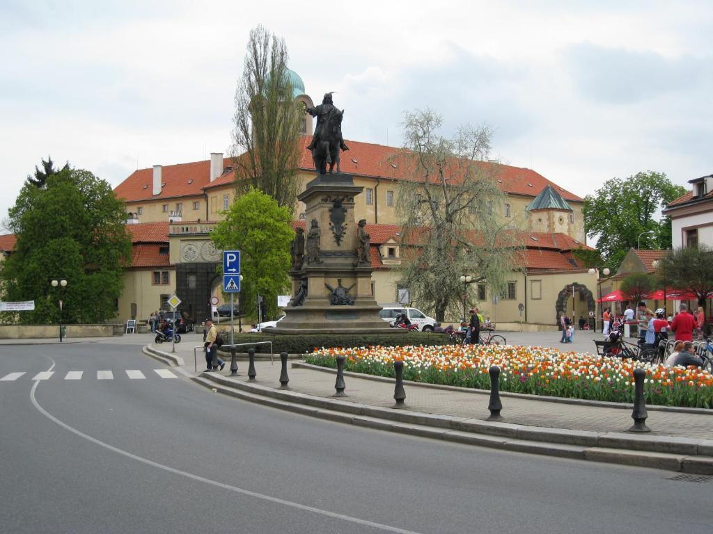 Lazensky Hotel Park Подебрады Экстерьер фото