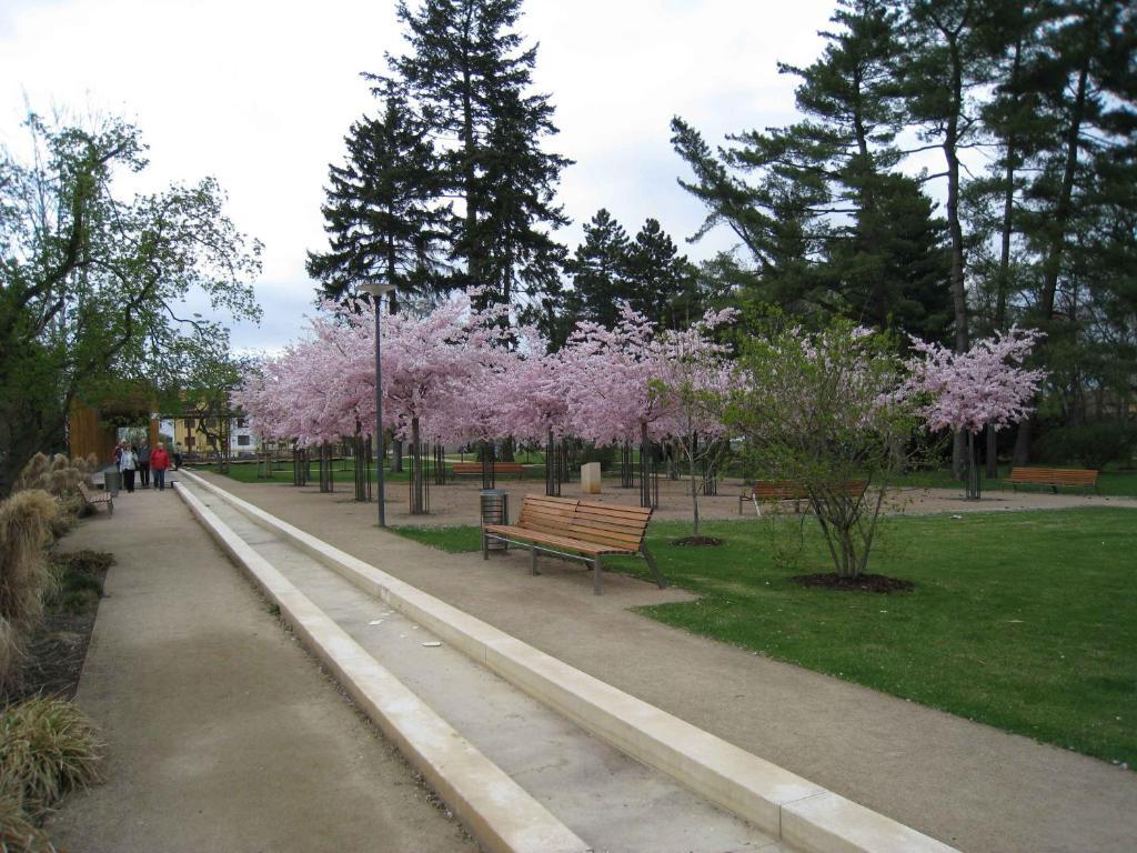 Lazensky Hotel Park Подебрады Экстерьер фото